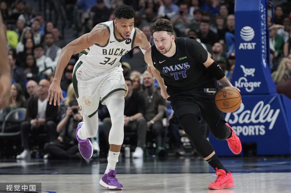 麦肯尼带领 麦肯尼带领