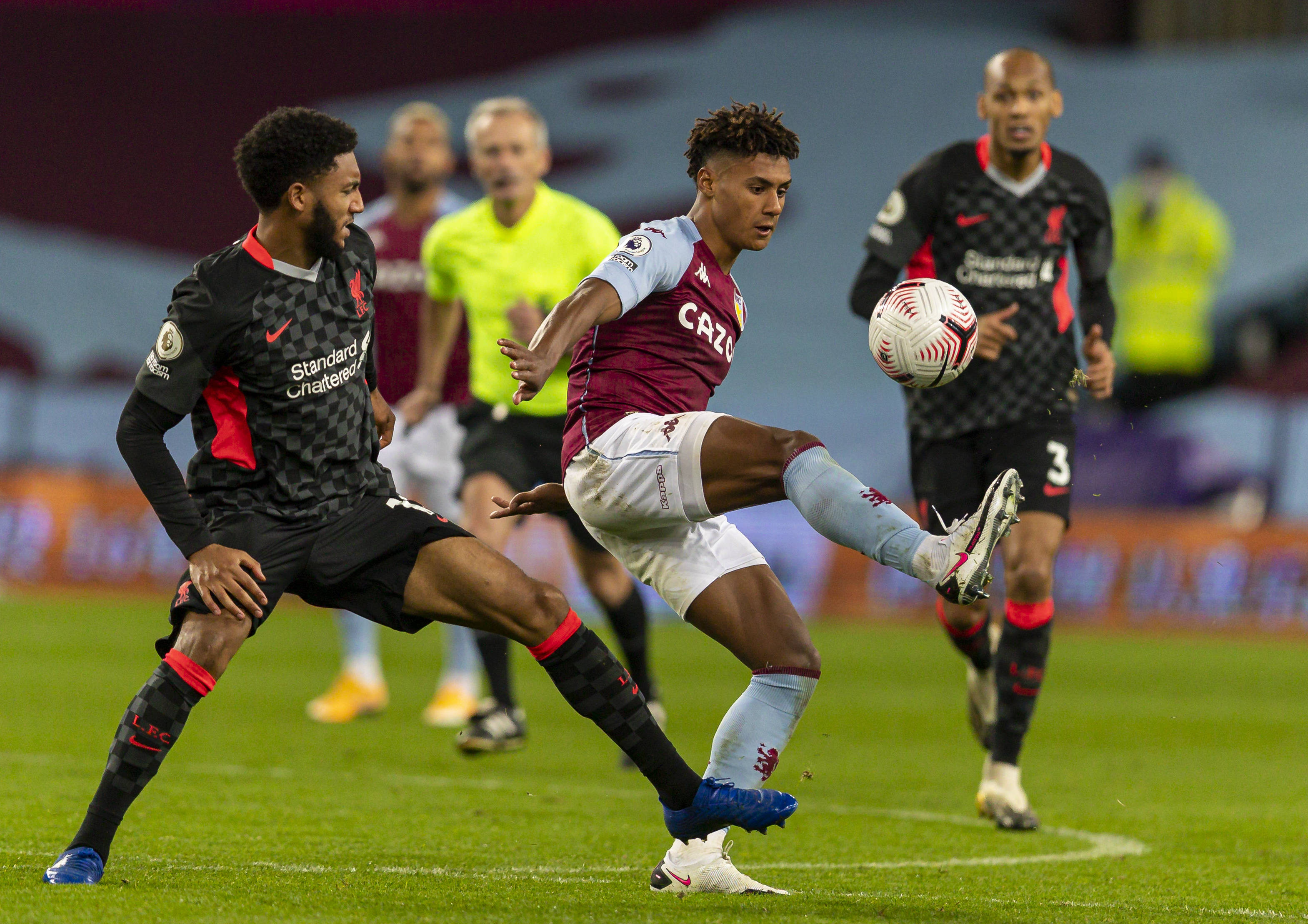 莱万再次上 莱万再次上